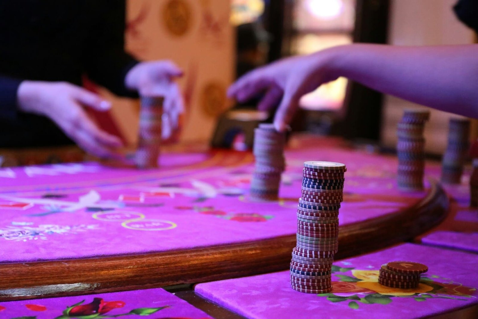How Much To Tip Your Casino Party Dealers